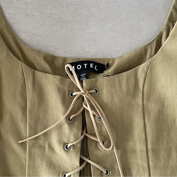 MOTEL: Rayuan Corset Top in Tan - Picture 3 of 6